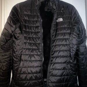 The North Face Girl’s Charcoal Puffer Jacket